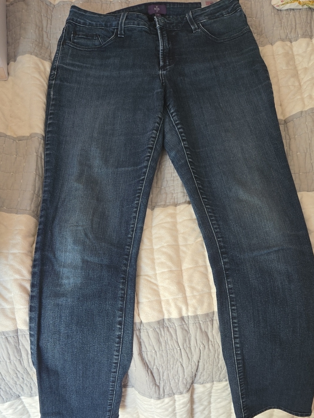 NYDJ Straight-Leg Jeans in Dark Indigo Wash